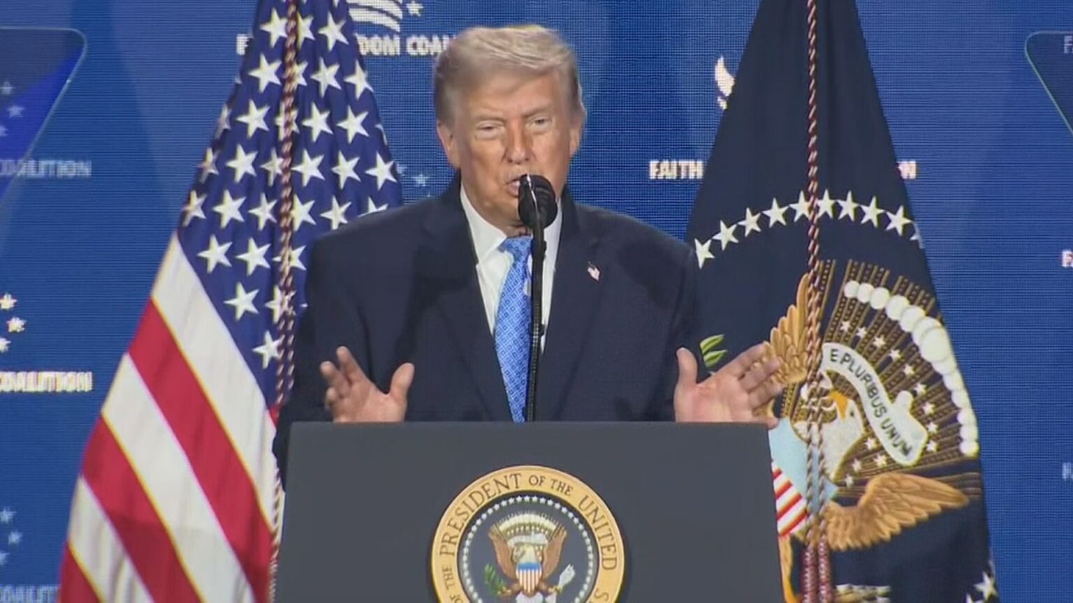 トランプ大統領「軍事作戦を完遂すればイランは存在できなくなる」　イランによるホルムズ海峡付近でのタンカーへのドローン攻撃を受けて（TBS NEWS DIG Powered by JNN）