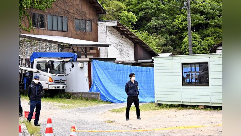 広島・三原の強盗殺人、東広島の殺人事件の口封じのため殺した可能性…パワーショベルで生き埋めにした疑い – 読売新聞 広島・三原の強盗殺人、東広島の殺人事件の口封じのため殺した可能性…パワーショベルで生き埋めにした疑い - 読売新聞