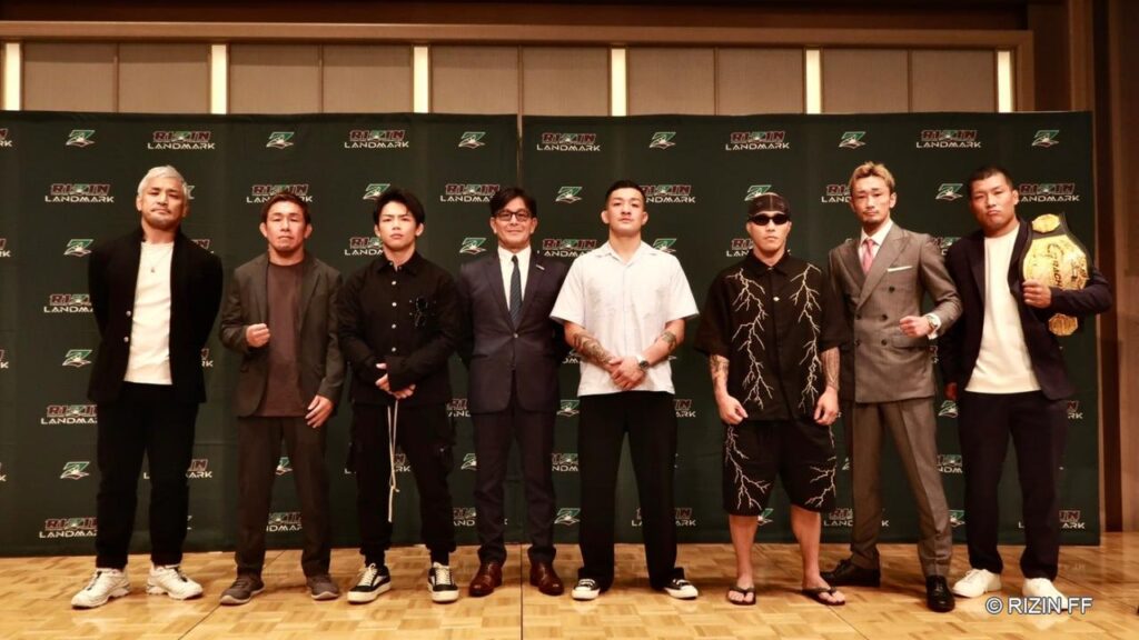 鹿志村がバンタム級タイトルに挑戦など4カード発表!RIZIN LANDMARK 15 in HIROSHIMA 追加対戦カード発表記者会見 (1/3) 鹿志村がバンタム級タイトルに挑戦など4カード発表!RIZIN LANDMARK 15 in HIROSHIMA 追加対戦カード発表記者会見 (1/3)