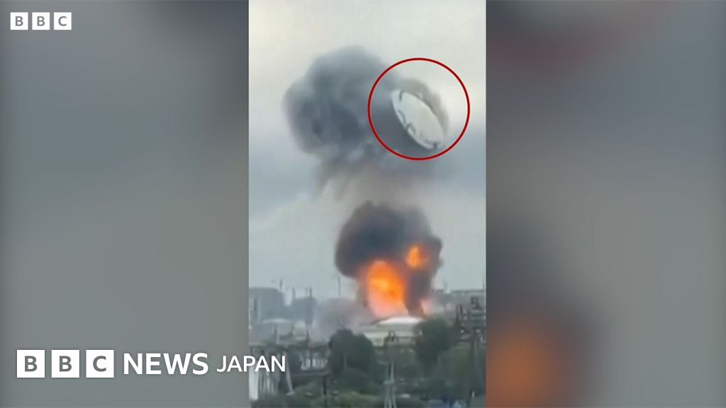 ウクライナ、モスクワ近郊の製油所をドローン攻撃 タンクのふた吹き飛ぶ – BBCニュース ウクライナ、モスクワ近郊の製油所をドローン攻撃 タンクのふた吹き飛ぶ - BBCニュース