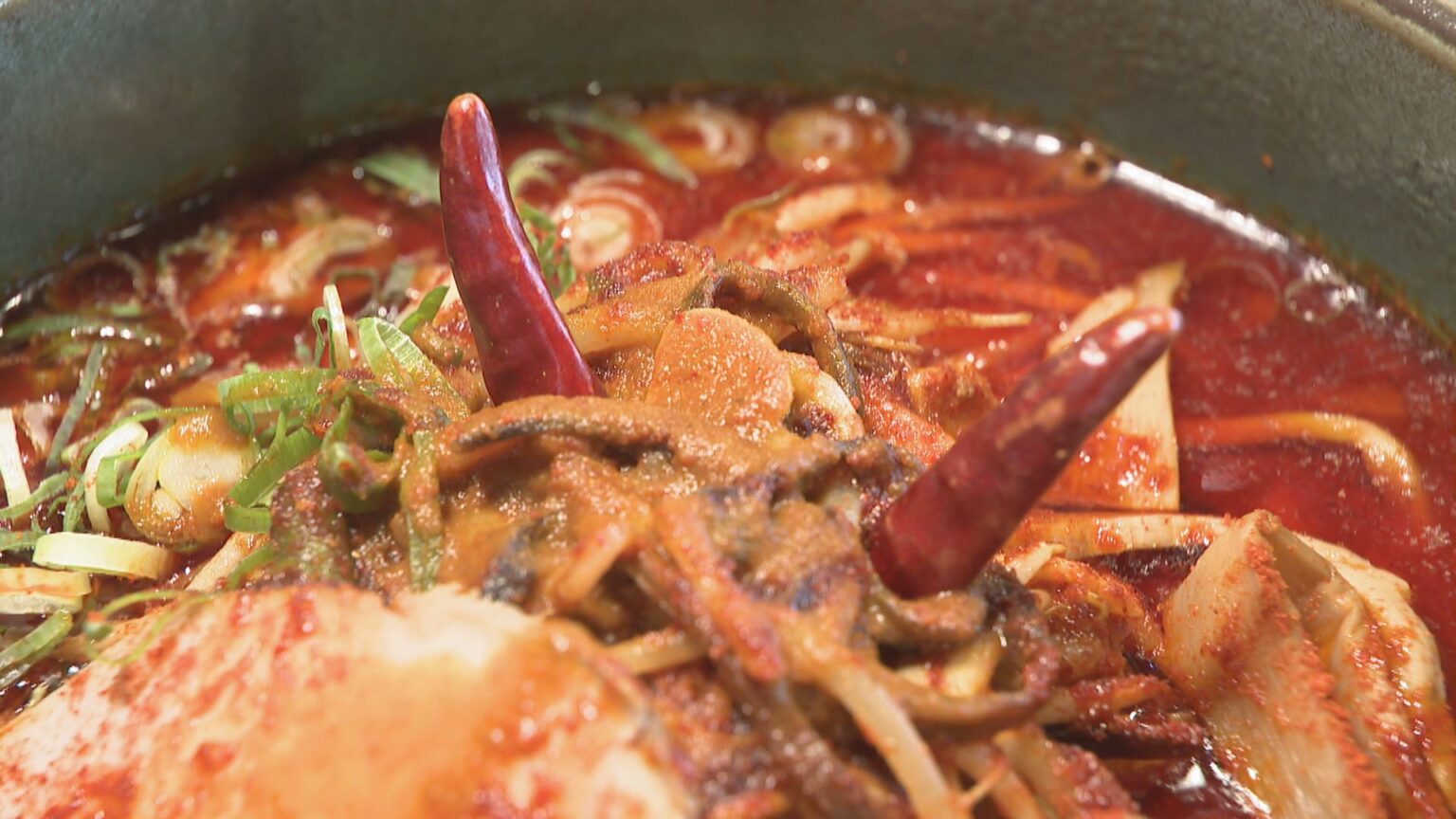 桃太郎でも負けちゃいそう!まるで赤鬼な激辛ラーメン 世界一辛いトウガラシ「ペッパーX」入り 岡山 | KSBニュース | KSB瀬戸内海放送 桃太郎でも負けちゃいそう!まるで赤鬼な激辛ラーメン 世界一辛いトウガラシ「ペッパーX」入り 岡山 | KSBニュース | KSB瀬戸内海放送