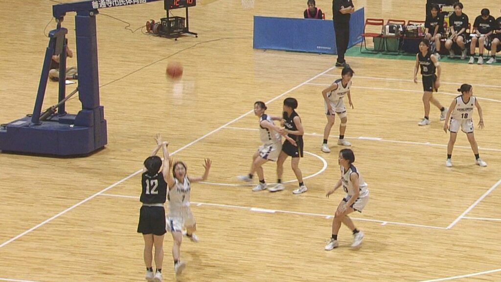 【香川県高校総体】バスケットボール女子決勝 高松南が4年ぶりの優勝 13日の結果 | KSBニュース | KSB瀬戸内海放送 【香川県高校総体】バスケットボール女子決勝 高松南が4年ぶりの優勝 13日の結果 | KSBニュース | KSB瀬戸内海放送
