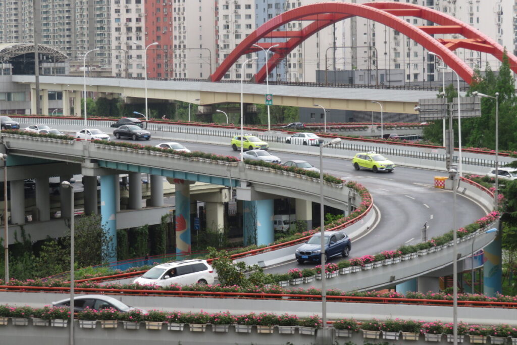 2030年には乗用車新車販売の7割以上が新エネ車に、中国自動車工程学会が予測 2030年には乗用車新車販売の7割以上が新エネ車に、中国自動車工程学会が予測