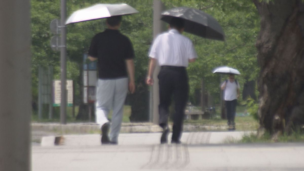 山形県内で真夏日続出 22地点中16地点が30℃超 山形33.6℃ 2日も暑さ続き熱中症に警戒
