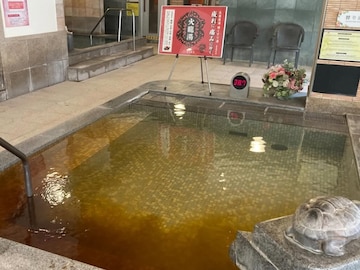 【大阪府の人気スーパー銭湯】「なにわの湯」は平日900円で楽しめる都会の地上8階の温浴施設