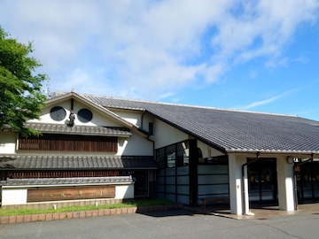 【宮城県の人気日帰り温泉】「金成温泉 金成延年閣」は600円で楽しめる栗駒山の絶景露天風呂と美肌の弱アルカリ性温泉が自慢の施設
