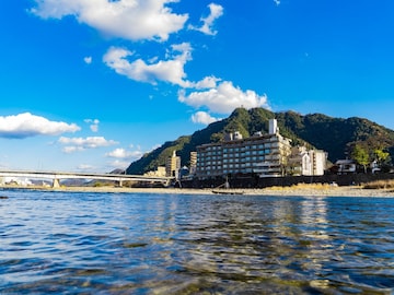 【岐阜県の人気ホテル】「長良川温泉 十八楼」が選ばれる理由