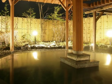【草津温泉の人気ホテル】「草津温泉 ホテル一井」は湯畑を望む絶好の立地と2つの源泉が魅力