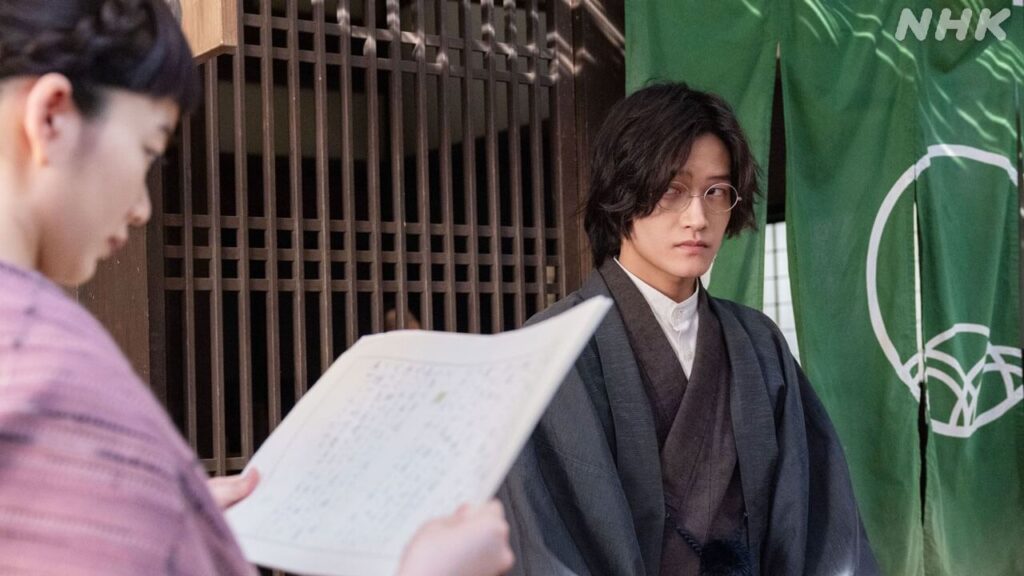 第65回の「風、薫る」シマケン(佐野晶哉)の小説を読むりん(見上愛)。直美(上坂樹里)は小川(甲斐翔真)に呼び止められる。そんな中、ツヤ(東野絢香)がある事件を起こすの画像