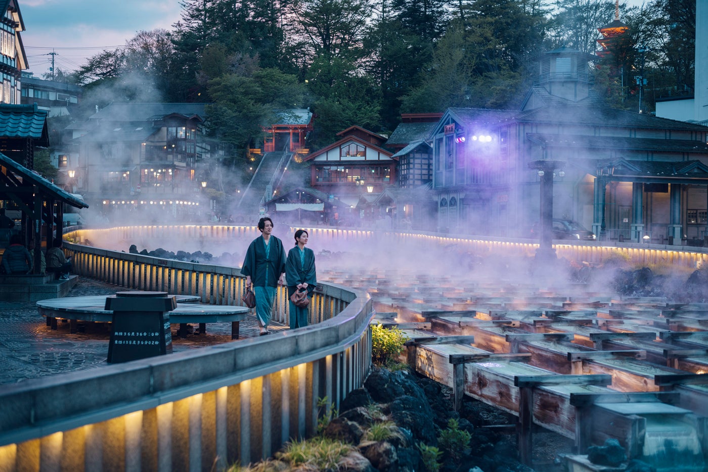 草津温泉での街歩き（提供写真）