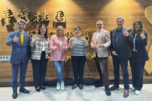 China bans New Zealand lawmakers over Taiwan trip