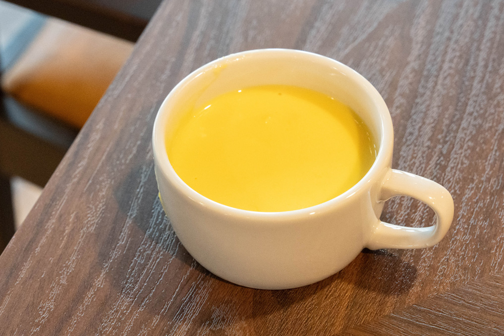 「ステーキのあさくま京都伏見店」スープの画像