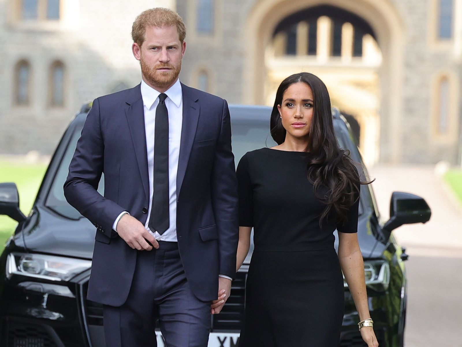ヘンリー王子、メーガン妃Prince Harry Duke of Sussex and Meghan Duchess of Sussex arrive on the long Walk at Windsor Castle arrive to...