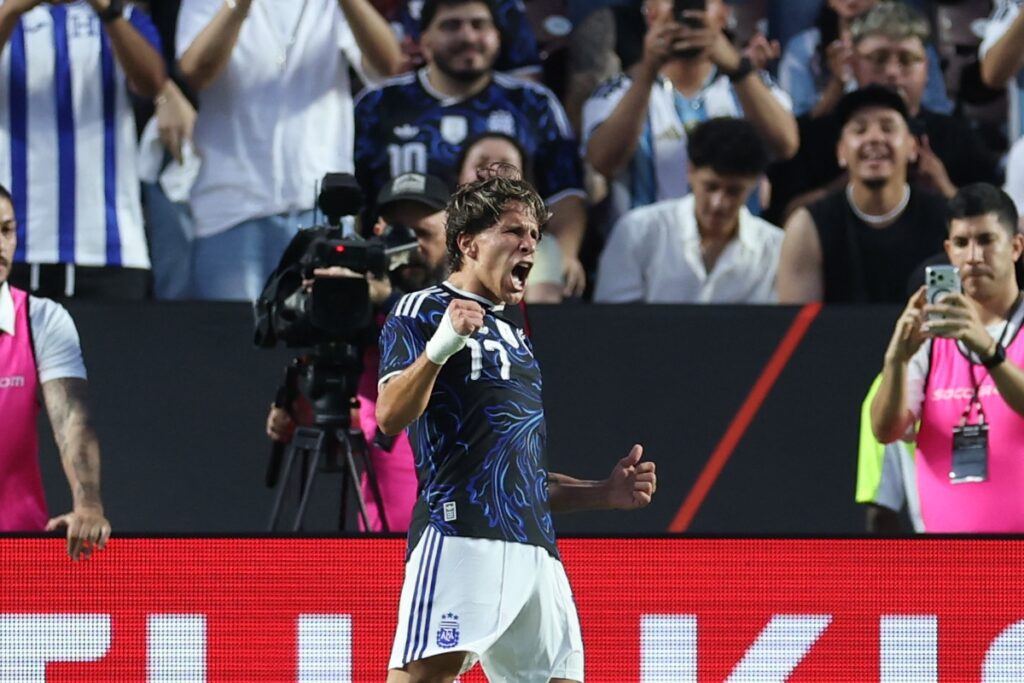 初のW杯前に結果を残すも、ジュリアーノ・シメオネ「ゴールを決めて非常に嬉しいが、それ以上に…」 | サッカーキング