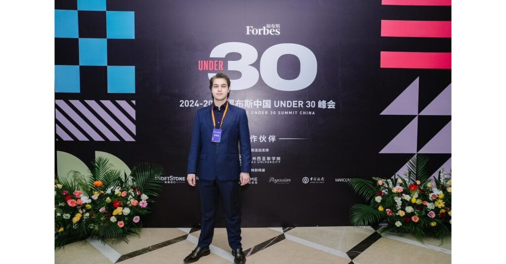 Armen Pogossianが「フォーブス・アンダー30サミット中国（Forbes Under 30 Summit China）」にアルメニア代表として参加、次世代のグローバル起業家を支援 Japan - Japanese USA - English USA - English USA - español USA - Deutsch USA - Français Korea - 한국어