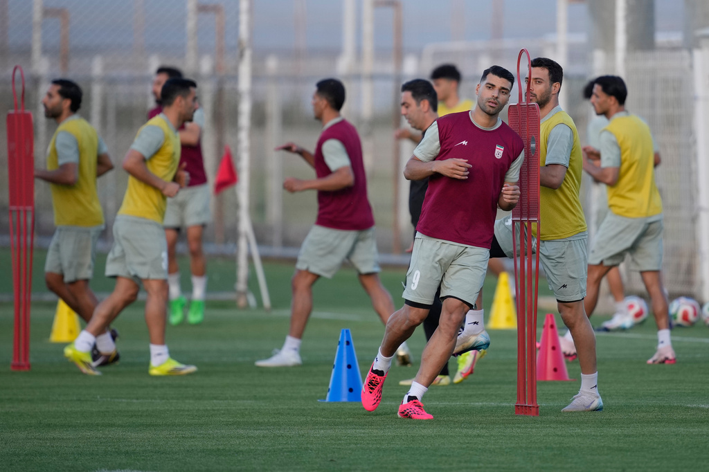 サッカーW杯イラン代表、メキシコが受け入れへ | 朝日ウイークリーデジタル(Asahi Weekly DIGITAL)日本語解説付きで読めて聴ける英字新聞