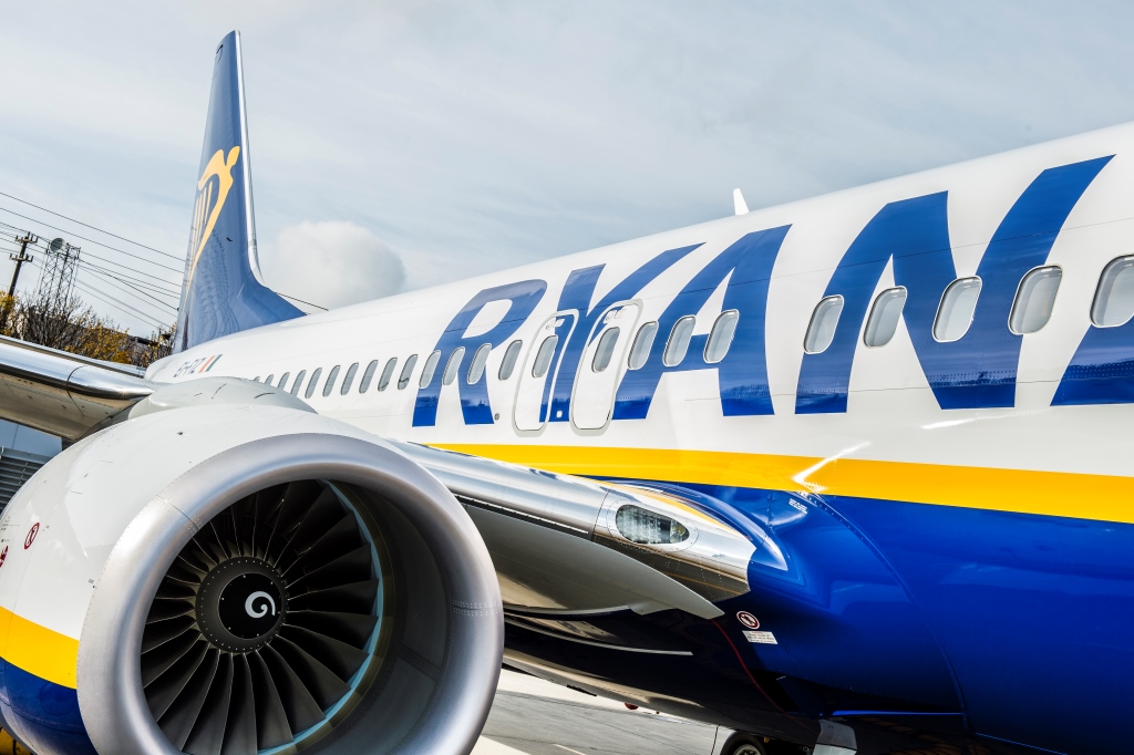 ライアンエアが機内持ち込み手荷物をめぐるEU新規則を痛烈批判「EUの競争力向上には全く寄与しない馬鹿げた規制」 | sky-budget スカイバジェット ライアンエアが機内持ち込み手荷物をめぐるEU新規則を痛烈批判「EUの競争力向上には全く寄与しない馬鹿げた規制」 | sky-budget スカイバジェット
