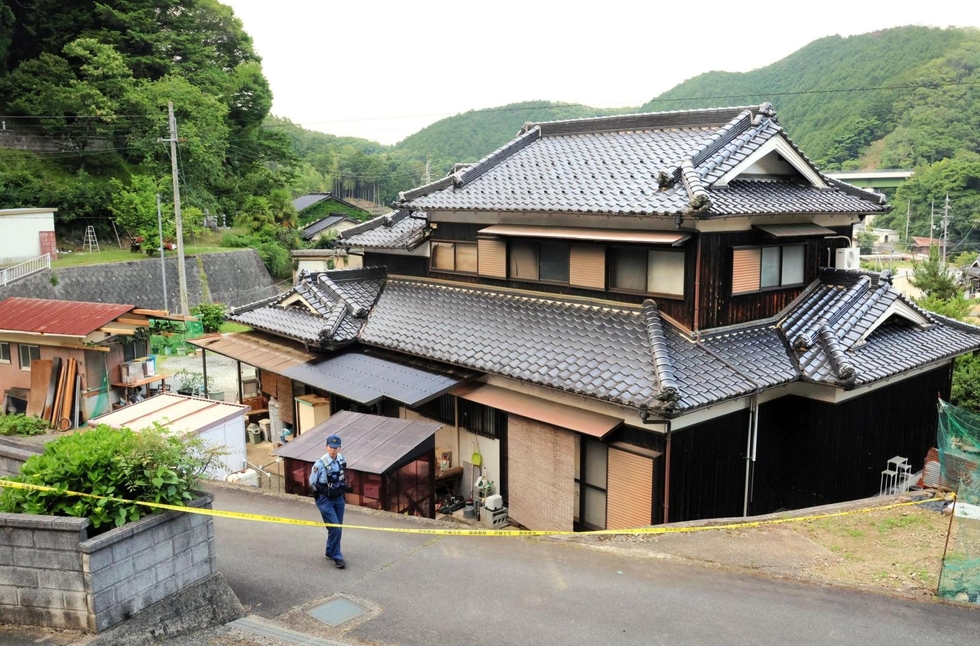 「妻を殺した。首を絞めた」と通報 殺人容疑で無職の68歳男を逮捕 調べに「間違いない」 たつの|事件・事故 - 神戸新聞