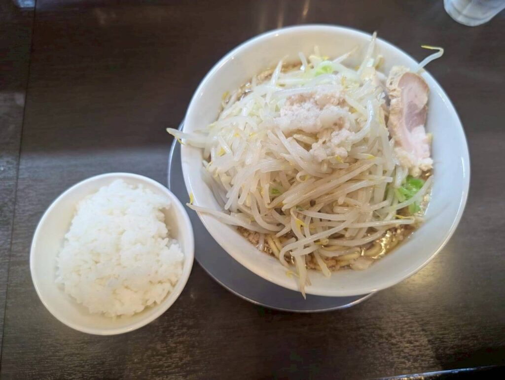 【山形新店ラーメンレポ】天童に爆誕した「らーめん二代目」で「爆中華」を爆食してきました! – やまがたぐらし 【山形新店ラーメンレポ】天童に爆誕した「らーめん二代目」で「爆中華」を爆食してきました! - やまがたぐらし