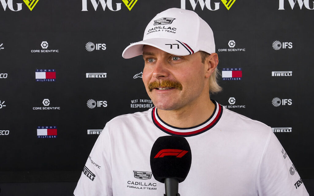 インタビューに応じるバルテリ・ボッタス（キャデラック）、2026年6月4日(木) F1モナコGPメディアデー（モンテカルロ市街地コース）