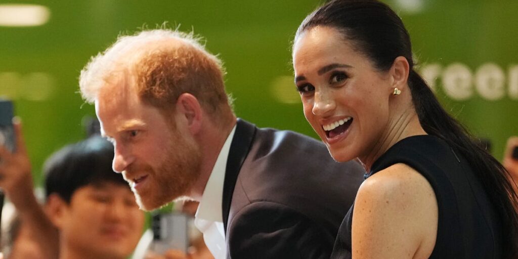 ヘンリー王子とメーガン妃、イギリス帰国を「見せ物」に　国王と孫の感動の対面を一大イベントに仕立てたい | カルチャー | ELLE ［エル デジタル］