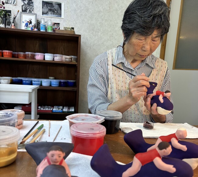 宮崎県で江戸時代から続く佐土原人形工房　消滅の危機から再生へ　創業家人形師85歳と家族と地域がつなぐ伝統の灯 | 鹿児島・九州プレスリリース | 生活情報 | くらし