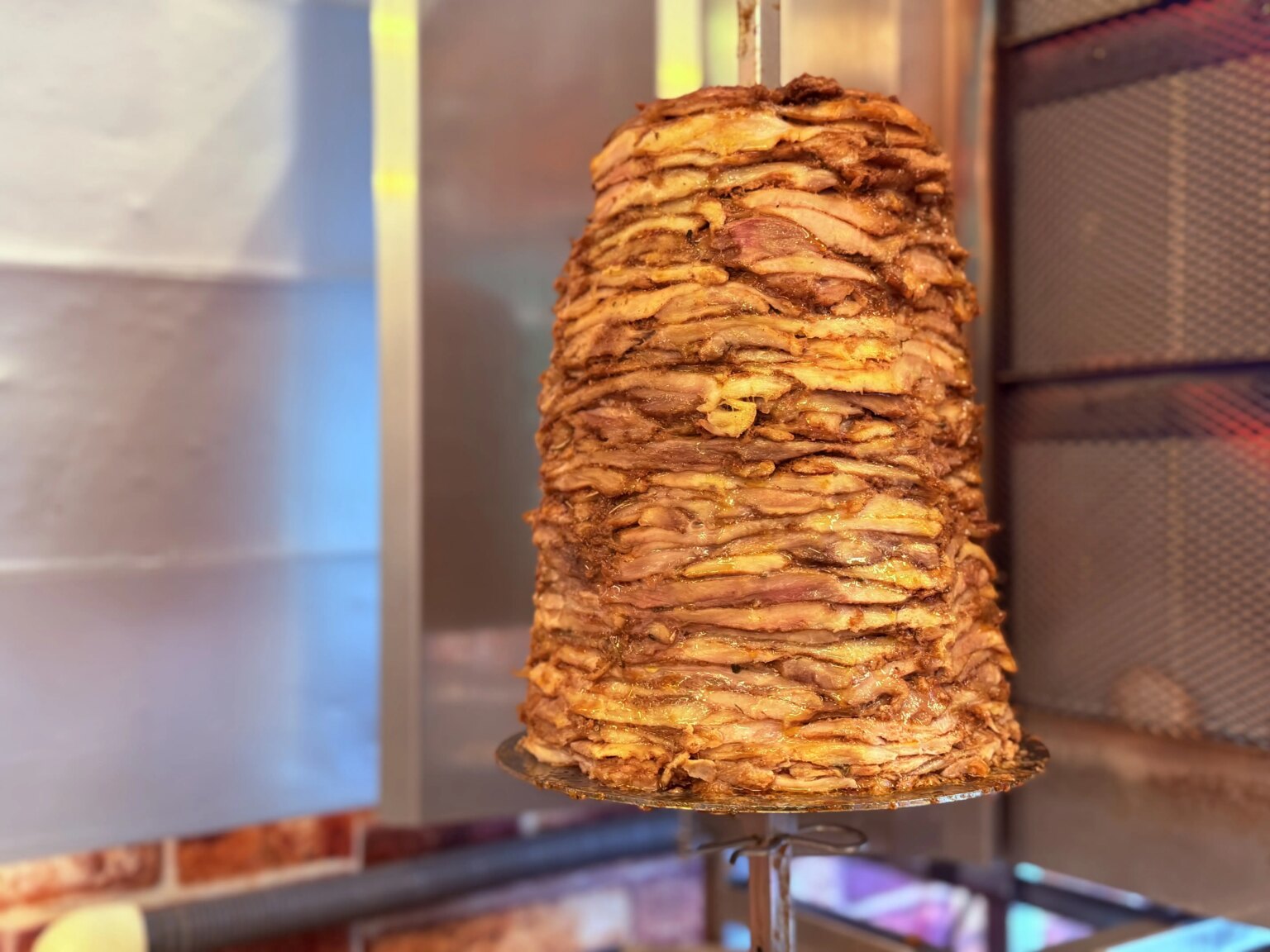 2026年5月30日にオープンした「GABU KEBAB（ガブ ケバブ」のドネルケバブ