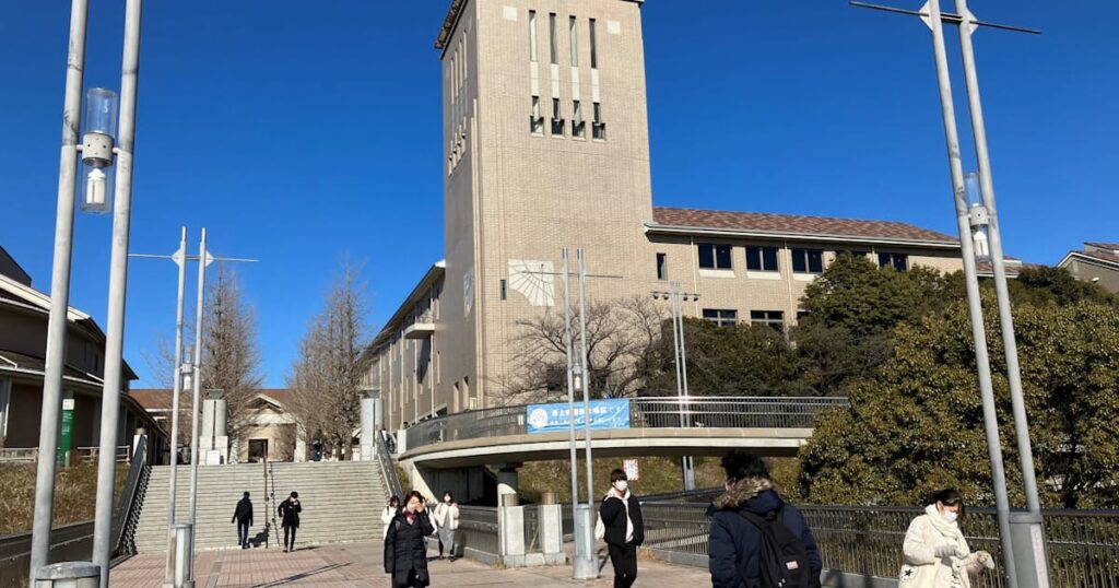 東京都立大学、辞退者に入学金全額返金 「二重払い」解消 – 日本経済新聞 東京都立大学、辞退者に入学金全額返金 「二重払い」解消 - 日本経済新聞