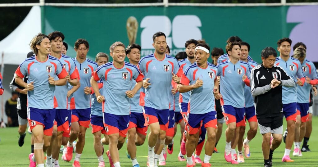 サッカー日本代表、チュニジアの出方に惑わされず前進を 21日W杯第2戦 – 日本経済新聞 サッカー日本代表、チュニジアの出方に惑わされず前進を 21日W杯第2戦 - 日本経済新聞