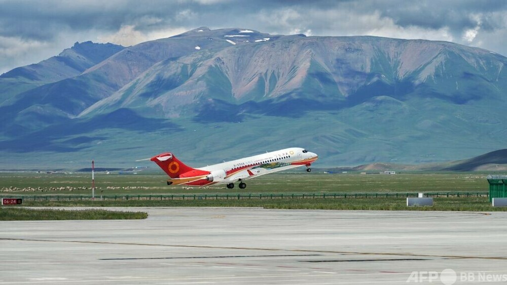 中国の国産旅客機C909が2本目の高高原路線を開設　写真1枚　国際ニュース：AFPBB News