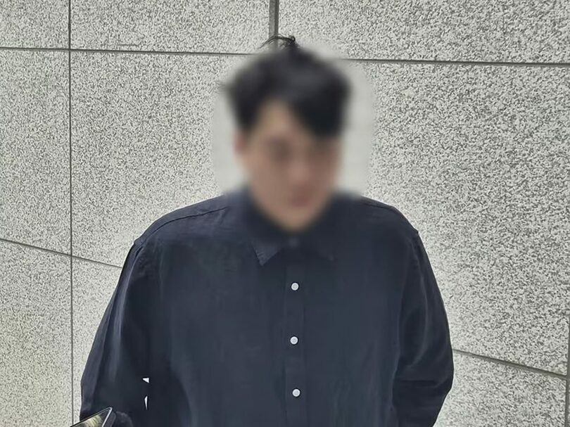 拘束前被疑者尋問を受けるため、4日午後2時半ごろ仁川地裁に出頭した工場代表(c)news1/MONEYTODAY