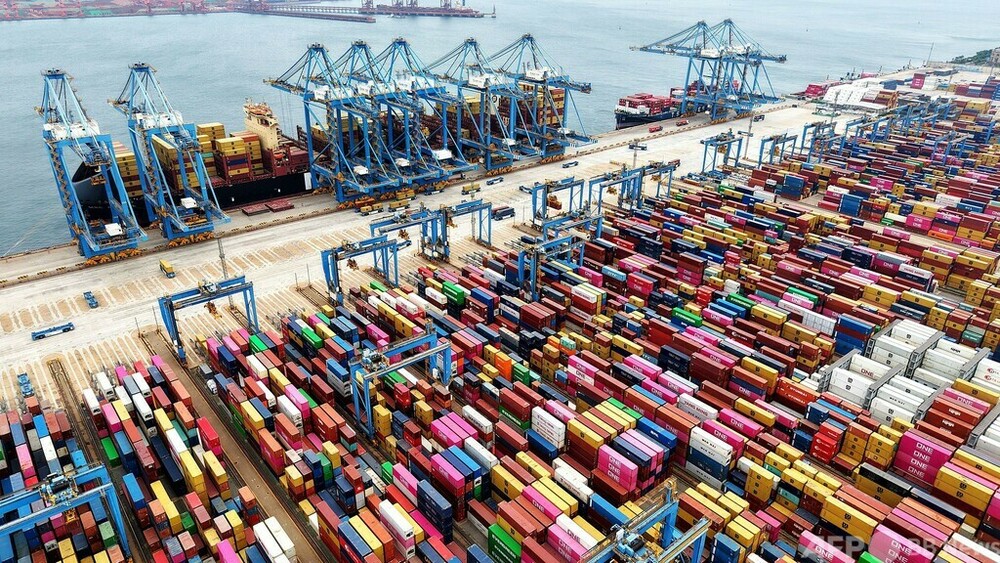 中国1〜5月貿易は予想上回る15.3%増 対米輸出とAI関連が成長を牽引 写真1枚 国際ニュース:AFPBB News 中国1〜5月貿易は予想上回る15.3%増 対米輸出とAI関連が成長を牽引 写真1枚 国際ニュース:AFPBB News
