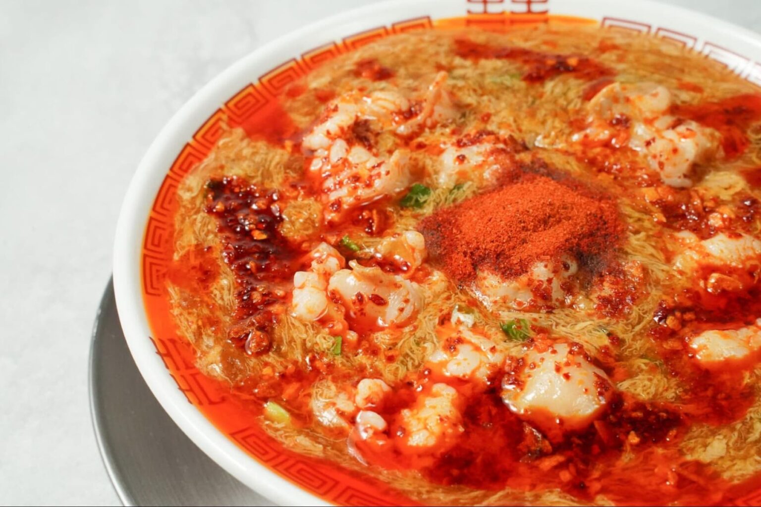 梅田 中毒系ラーメン!?旨辛麺専門店「有罪(YU-ZAI)」がオープン 梅田 中毒系ラーメン!?旨辛麺専門店「有罪(YU-ZAI)」がオープン