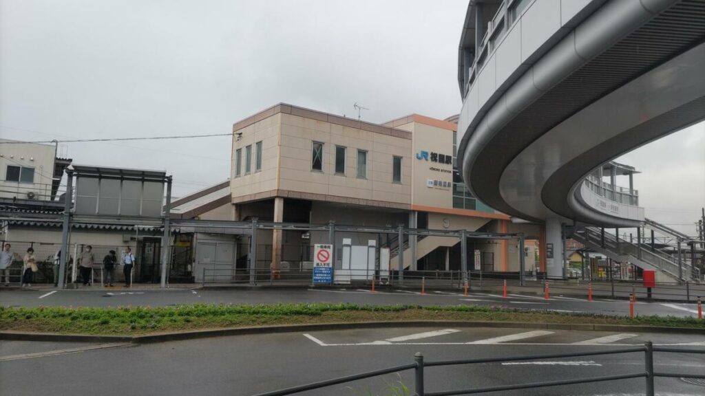 【速報】【台風７号】京都府精華町東畑地区に緊急安全確保 2カ所で土砂崩れ、けが人や行方不明の情報なし、命守る行動を - 京都新聞デジタル
