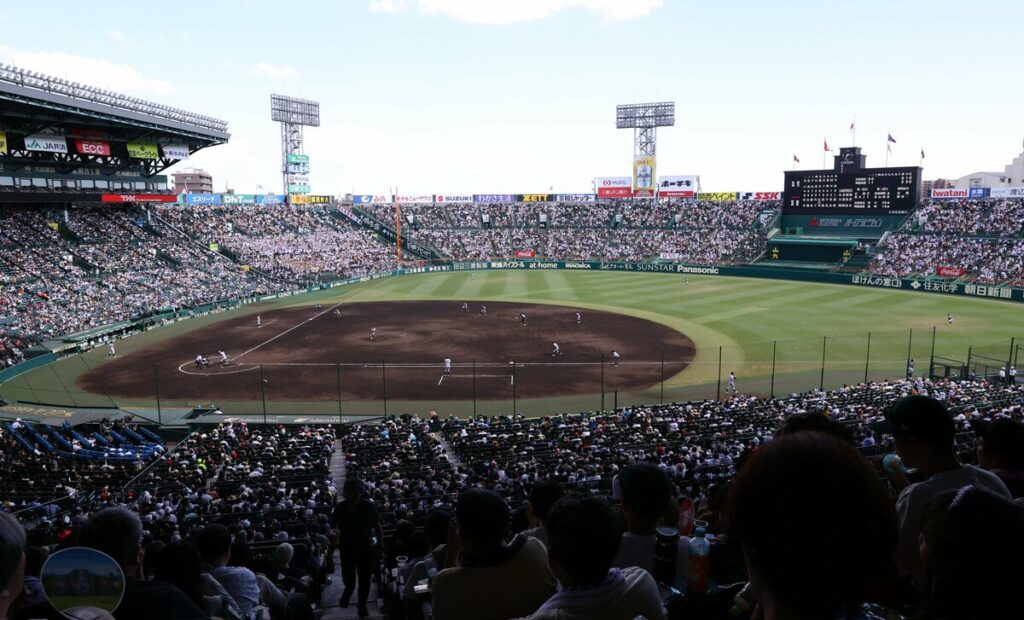 鈴木忠平「沖縄の英雄 島人たちの甲子園」 これまでの代表校とは違っている。沖縄尚学の戦いぶりに外間はそんな印象を受けた。 | AERA DIGITAL(アエラデジタル) 鈴木忠平「沖縄の英雄 島人たちの甲子園」 これまでの代表校とは違っている。沖縄尚学の戦いぶりに外間はそんな印象を受けた。 | AERA DIGITAL(アエラデジタル)