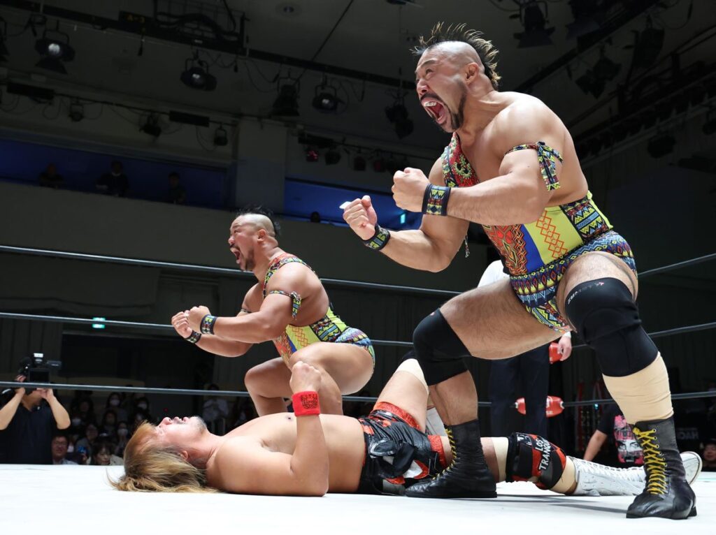 【ノア】征矢＆飯野の「情熱ＭＡＸ」がＧＨＣタッグ王座奪取 内藤＆ＢＵＳＨＩからベルトを奪回 - 東スポWEB