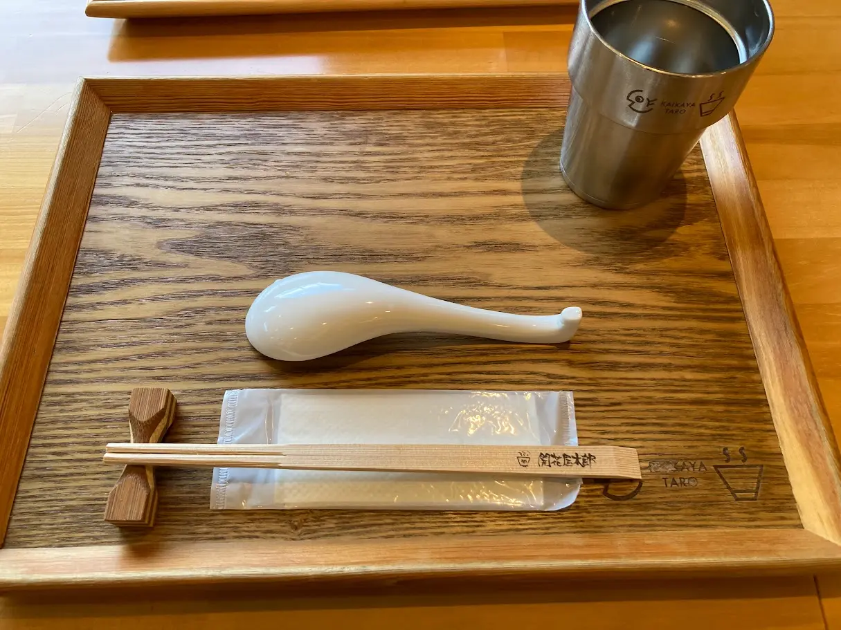 開花屋太郎店舗のトレイ