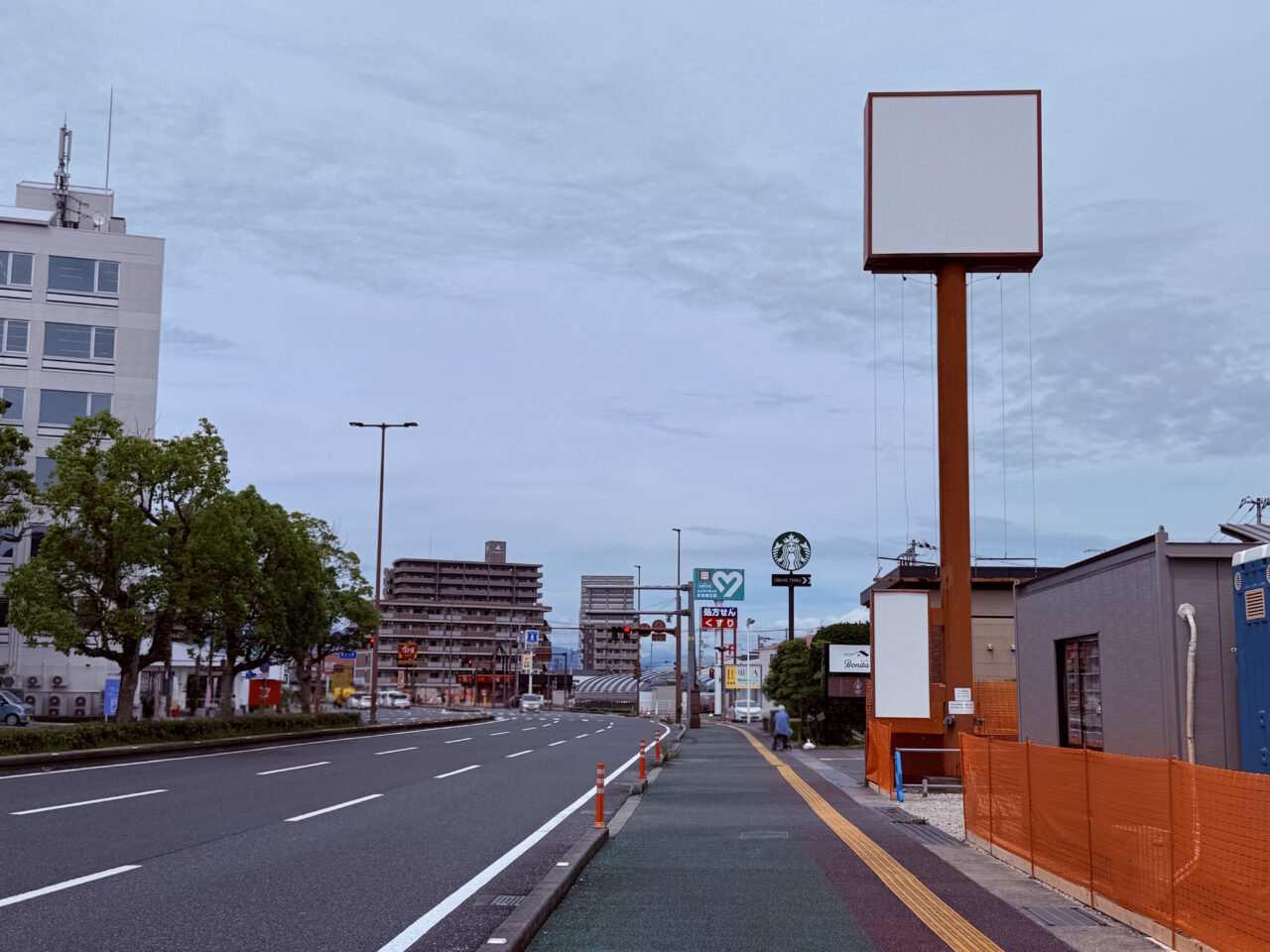「ケンタッキーフライドチキン」の新店舗がオープン予定の「釜飯と串焼 とりでん 高知潮江店」跡地の様子