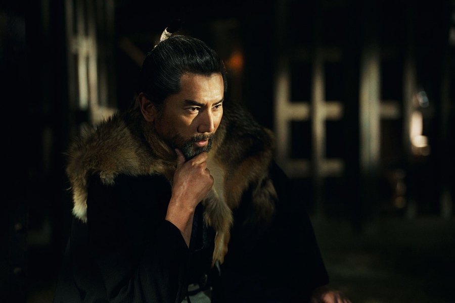 映画『黒牢城』より。本木雅弘演じる荒木村重　©2026 映画「黒牢城」製作委員会