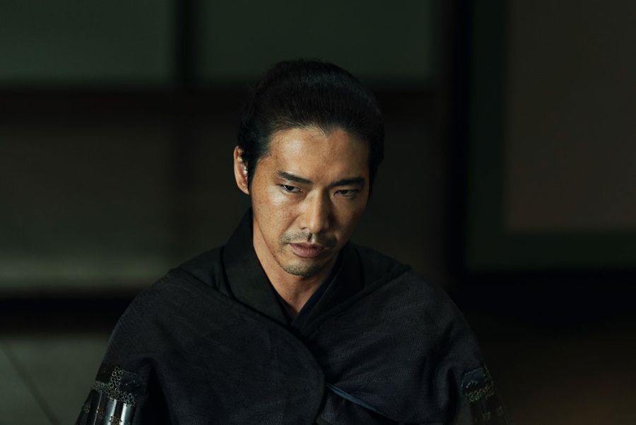 映画『黒牢城』より。柄本佑演じる雑賀下針　©2026 映画「黒牢城」製作委員会