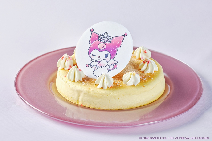 「KUROMI Summer Sweets Party Dessert Buffet」に登場する「ふわふわスフレの恋心チーズケーキ」
