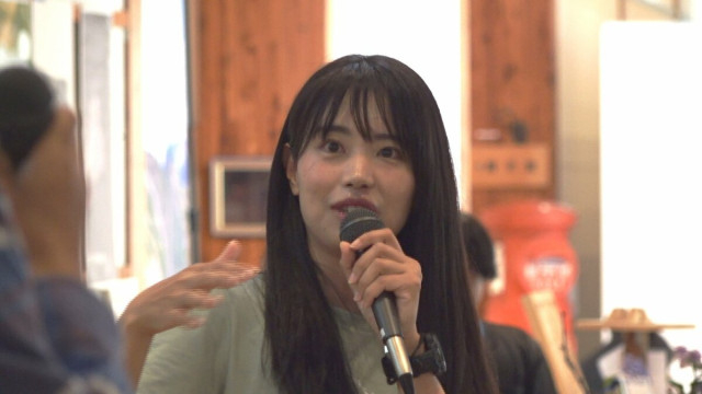 登山YouTuber かほさん 山小屋名物の食事など登山の魅力語る 山梨・南アルプス市