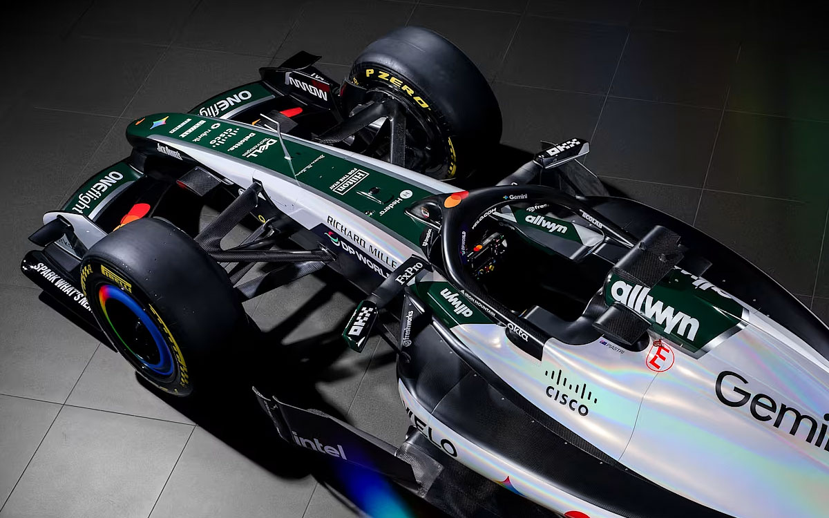 1966年型「M2B」に着想を得たマクラーレン「MCL40」のスペシャルリバリー、2026年F1イギリスGP（シルバーストン・サーキット） (2)