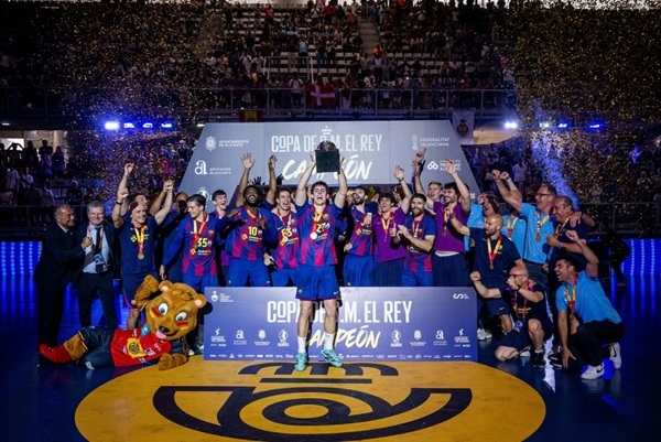 写真2025/26シーズン、スペイン男子ハンドボール国王カップで優勝したバルセロナ、写真出典=バルセロナ