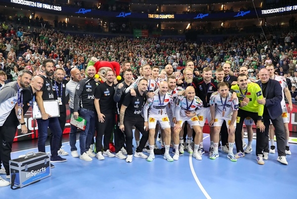 写真2025/26 Machineseeker EHF男子ハンドボールチャンピオンズリーグ3位になったマグデブルク、写真出典=マグデブルク