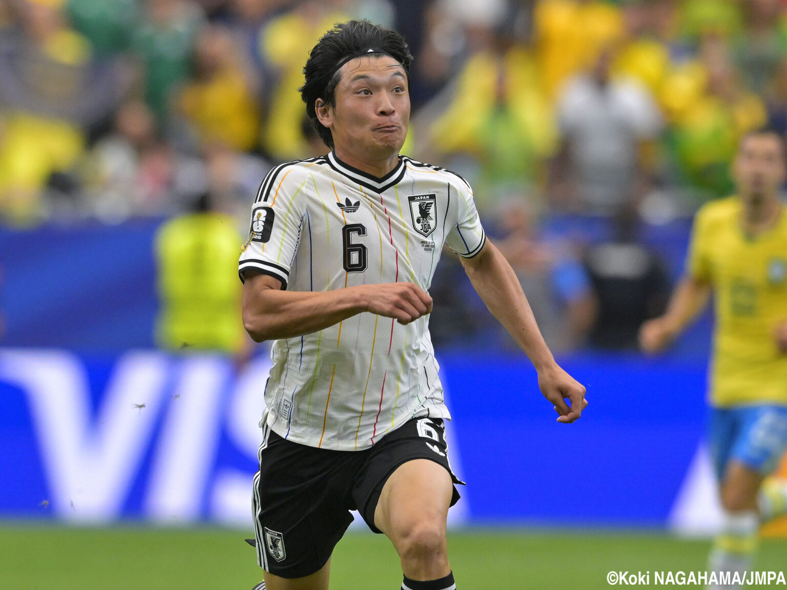 遠藤航の背番号6をつけてW杯デビュー果たした町野修斗「申し訳なさと悔しさがある」 - gekisaka.jp