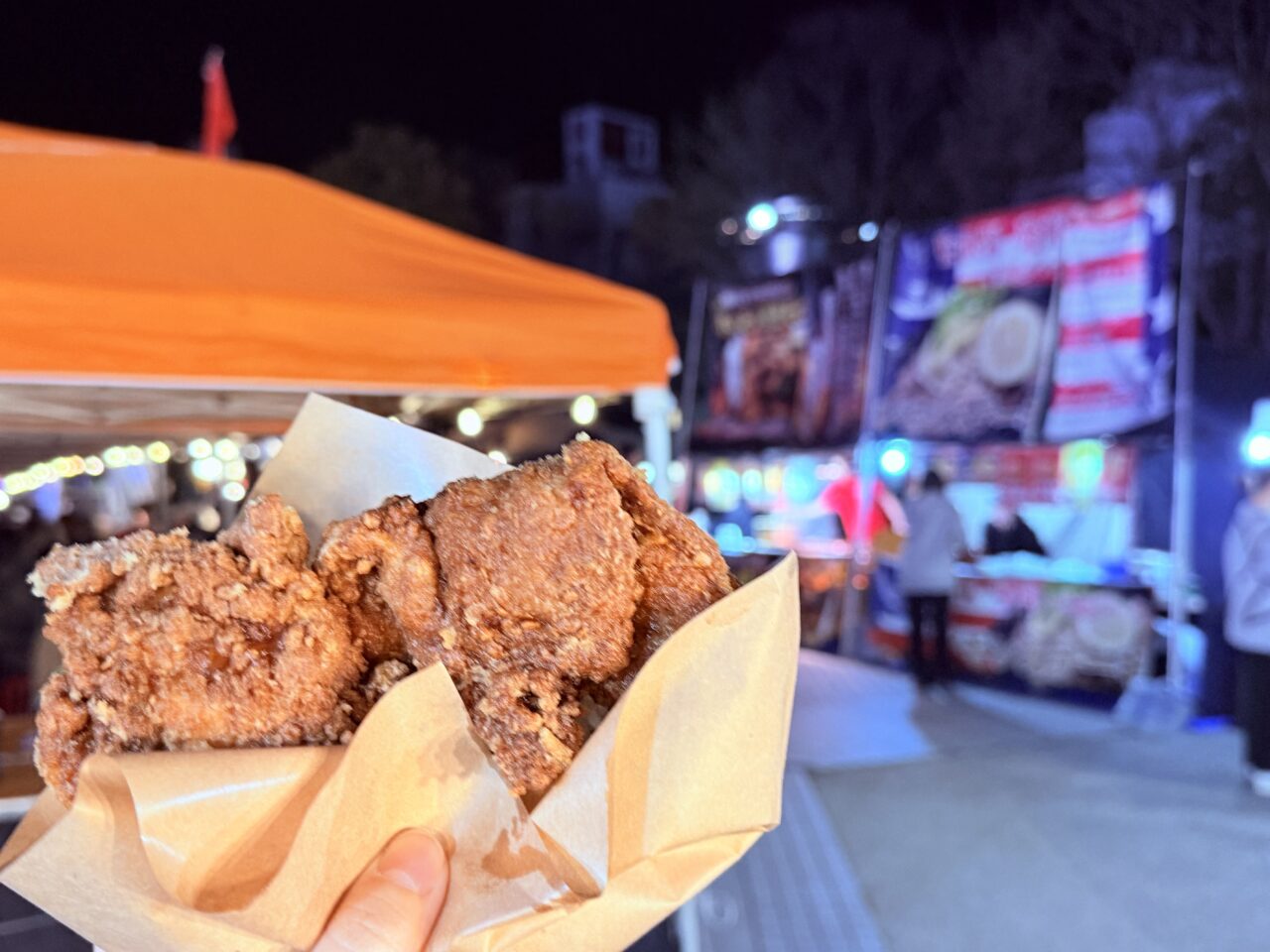 2025年4月4日~6日の間東洋電化中央公園で開催されている「肉肉パーク」の様子