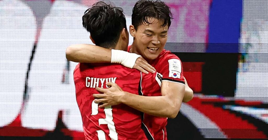 South Korea 2-1 Czechia: Oh and Hwang strike in impressive comeback win South Korea 2-1 Czechia: Oh and Hwang strike in impressive comeback win