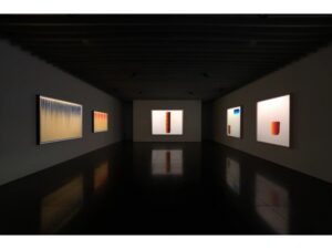 【大分県由布市】COMICO ART MUSEUM YUFUINの展示がリニューアル！李禹煥作品の初常設展示も - STRAIGHT PRESS[ストレートプレス]