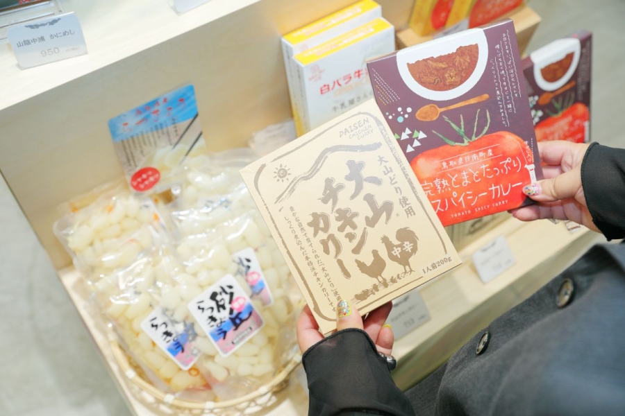 「出雲しめなわやKITTE大阪店 食パラダイス鳥取県コーナー」